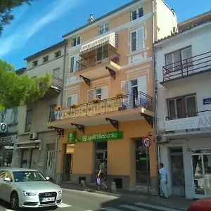  Apartman Sandra 2+2 ***