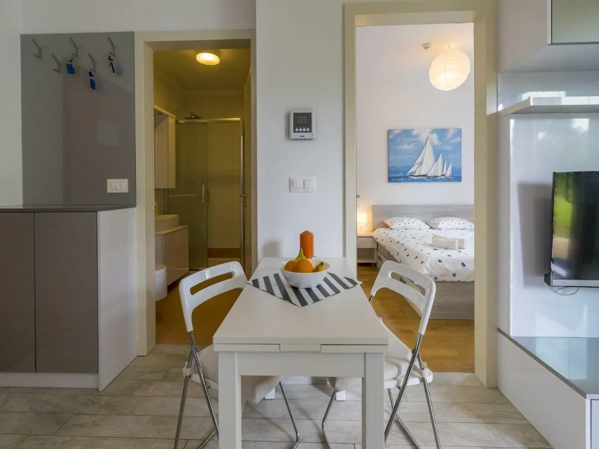 Apartments Mb Crikvenica